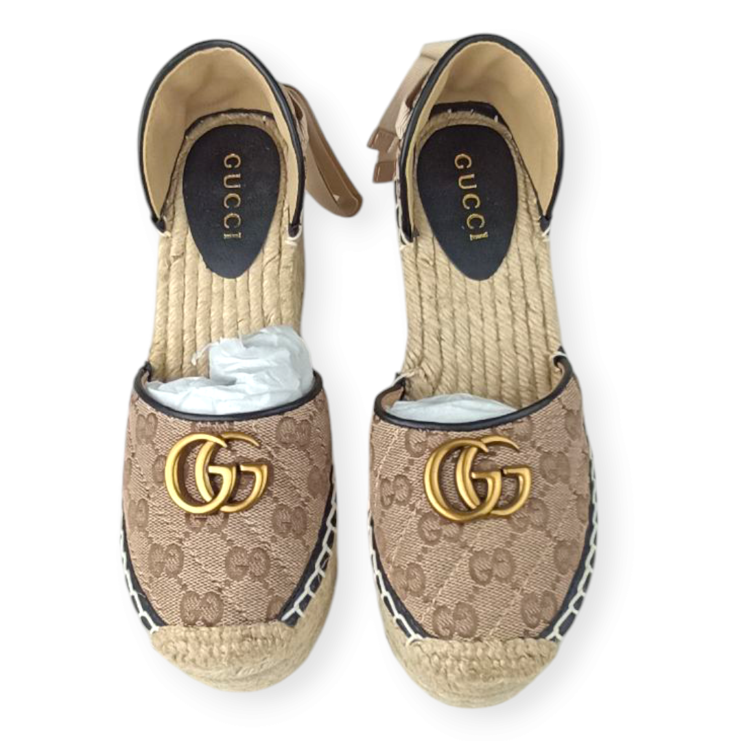 Esparto wedges with Gucci GG ankle strap in beige canvas - Image 2