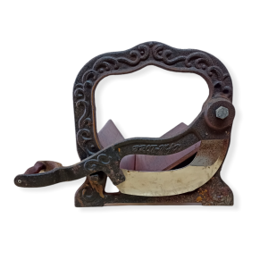 Brot-Max. Talladora o rebanadora de pa de ferro.